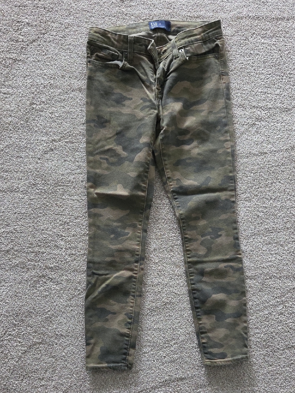 GAP camouflage denim legging